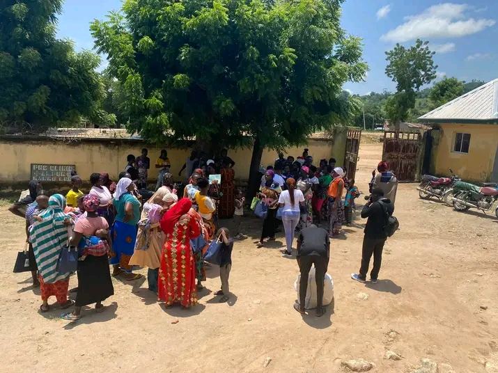 Emergency relief distribution in community
